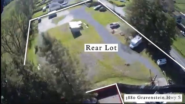 3880 Gravenstein Hwy S, Sebastopol, CA 95472