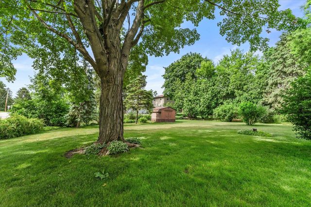 12115 W Luther AVENUE, Hales Corners, WI 53130