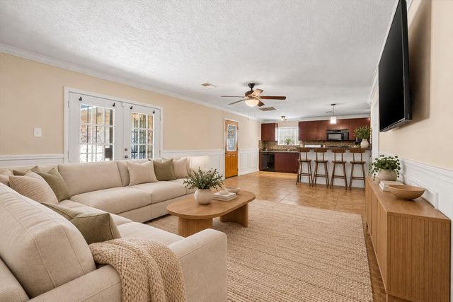 4018 Wuthering Heights Drive, Houston, TX 77045