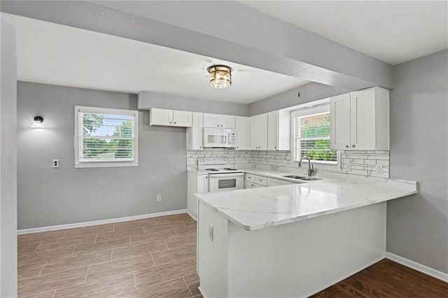 339 W Oak Street, Trimble, MO 64492