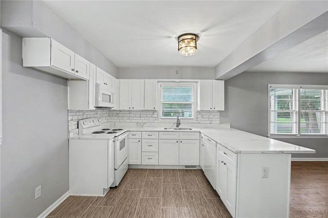 339 W Oak Street, Trimble, MO 64492
