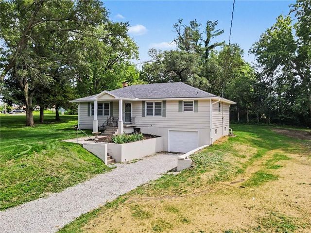 339 W Oak Street, Trimble, MO 64492