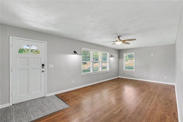 339 W Oak Street, Trimble, MO 64492