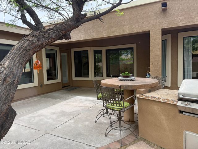 11946 N Copper Sky Place, Oro Valley, AZ 85737