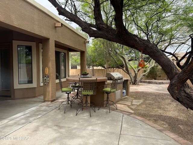 11946 N Copper Sky Place, Oro Valley, AZ 85737