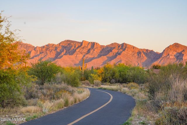 11946 N Copper Sky Place, Oro Valley, AZ 85737