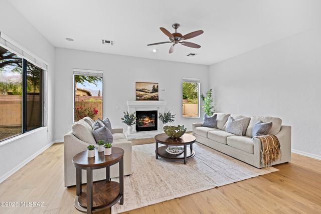 11946 N Copper Sky Place, Oro Valley, AZ 85737