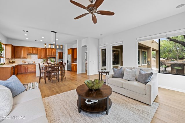 11946 N Copper Sky Place, Oro Valley, AZ 85737