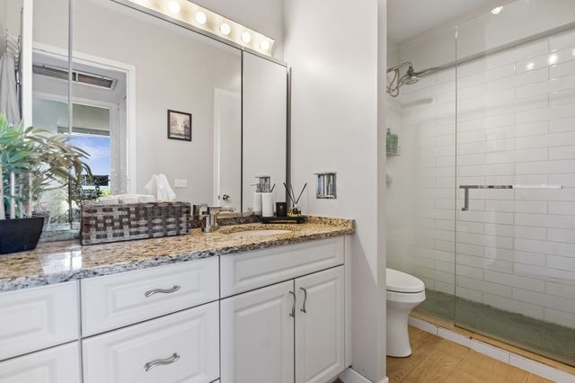 3200 N Lake Shore Drive 710, Chicago, IL 60657