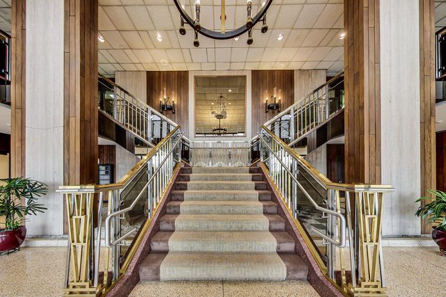 3200 N Lake Shore Drive 710, Chicago, IL 60657