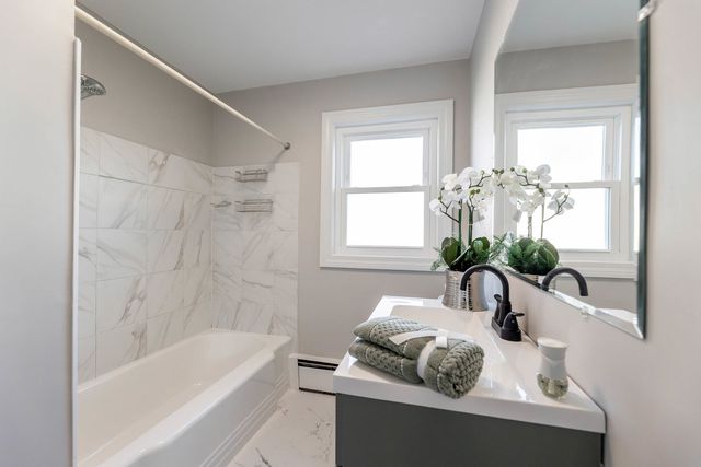 4856 Wick Drive, Oak Lawn, IL 60453