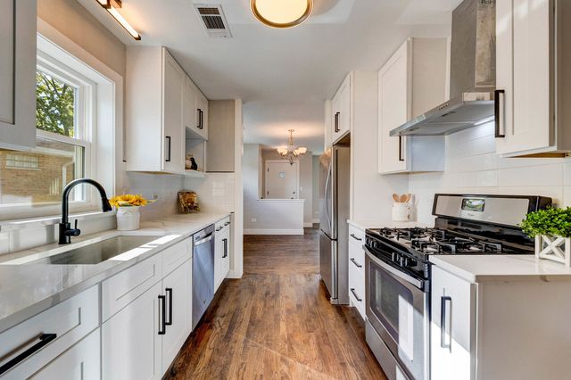 4856 Wick Drive, Oak Lawn, IL 60453