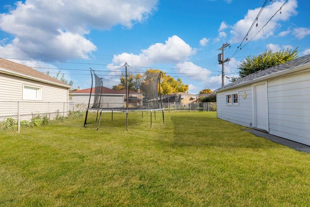 4856 Wick Drive, Oak Lawn, IL 60453