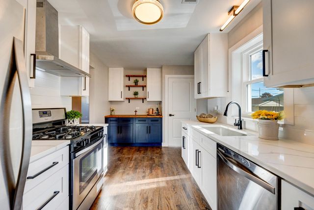 4856 Wick Drive, Oak Lawn, IL 60453