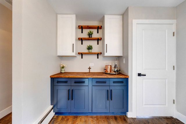 4856 Wick Drive, Oak Lawn, IL 60453