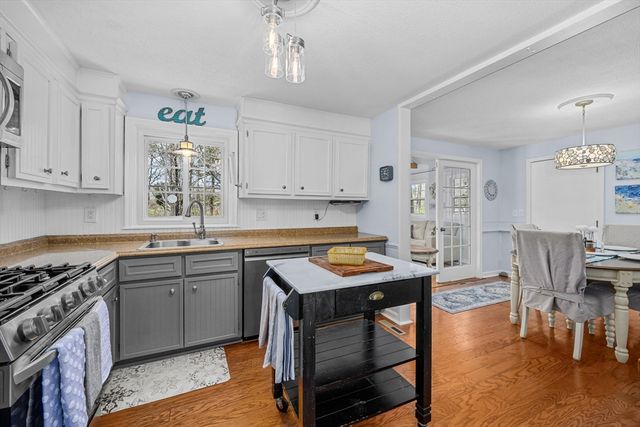 1 Outward Reach, Yarmouth, MA 02675