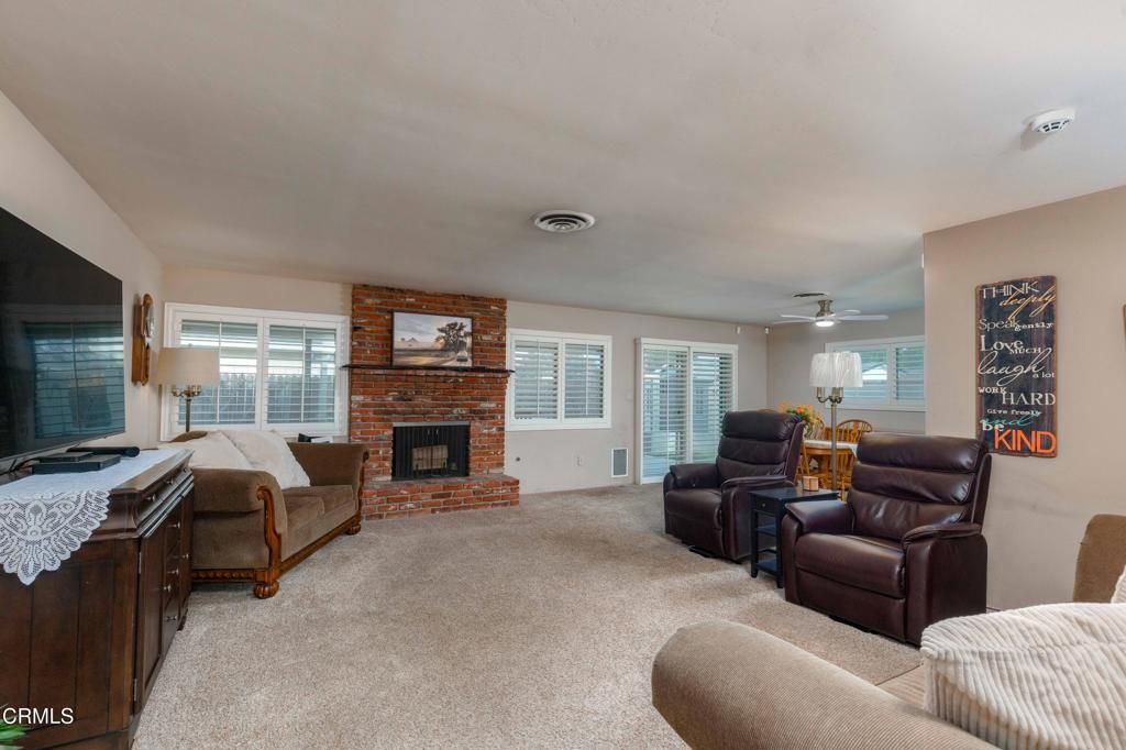 Image 7 of property listing at 416 Bermuda Street, Bakersfield, CA 93309