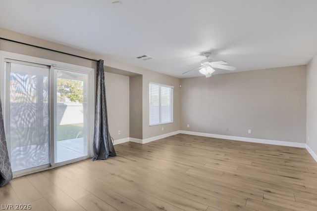 9753 Silver Lasso Street, Las Vegas, NV 89183