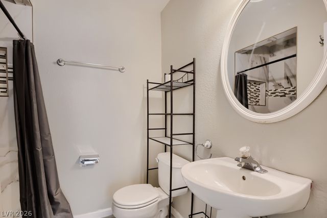 9753 Silver Lasso Street, Las Vegas, NV 89183