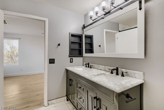 9753 Silver Lasso Street, Las Vegas, NV 89183