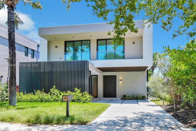 125 SW 29th Road, Miami, FL 33129