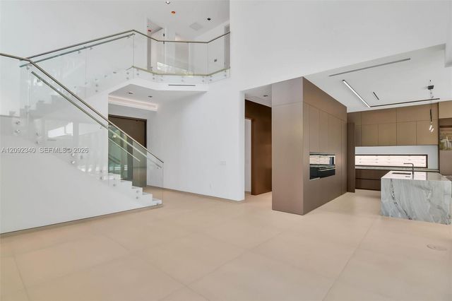 125 SW 29th Road, Miami, FL 33129