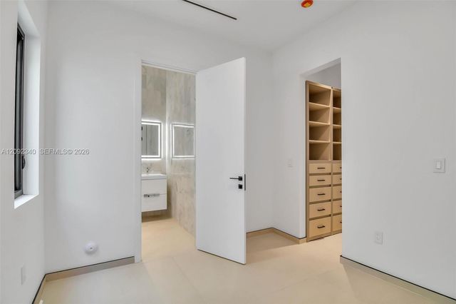 125 SW 29th Road, Miami, FL 33129