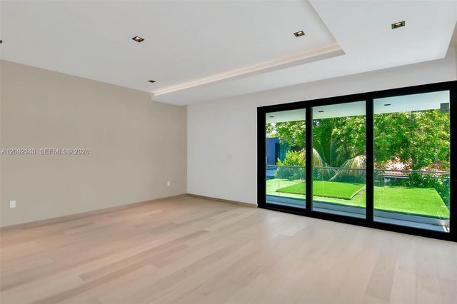 125 SW 29th Road, Miami, FL 33129