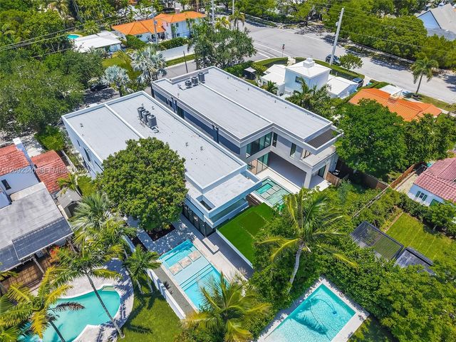 125 SW 29th Road, Miami, FL 33129