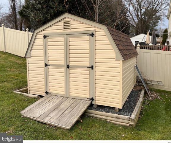 614 CAMELOT DR, Bel Air, MD 21015