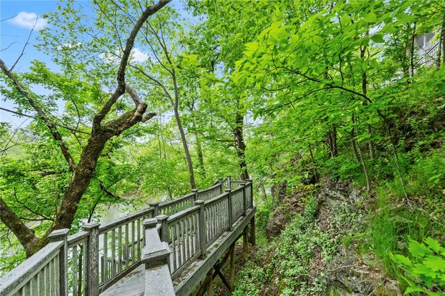 17859 Old Highway 68, Siloam Springs, AR 72761
