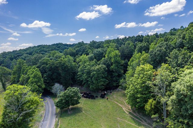1636 White Oak Road, NW, Cleveland, TN 37312