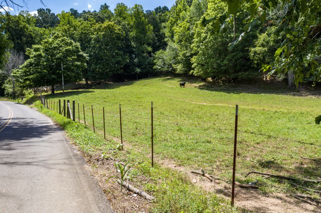 1636 White Oak Road, NW, Cleveland, TN 37312