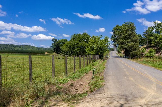 1636 White Oak Road, NW, Cleveland, TN 37312