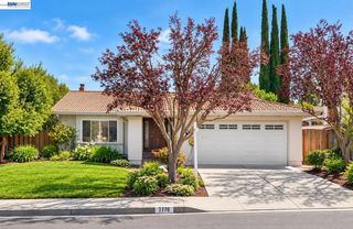 7776 Knollbrook Dr, Pleasanton, CA 94588