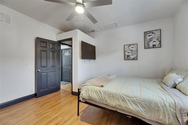 1009 E COLUMBUS DRIVE, Tampa, FL 33605