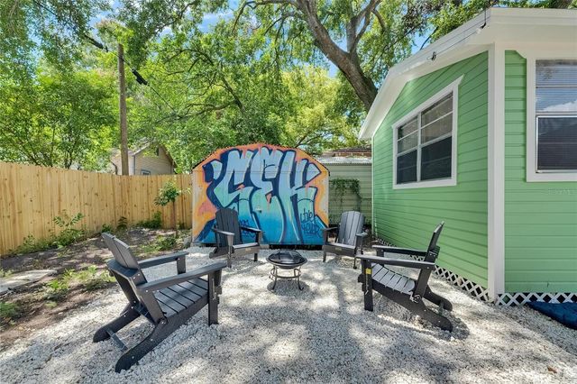 1009 E COLUMBUS DRIVE, Tampa, FL 33605