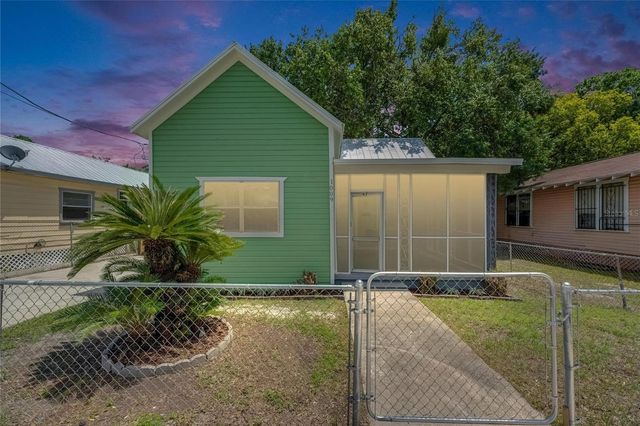 1009 E COLUMBUS DRIVE, Tampa, FL 33605