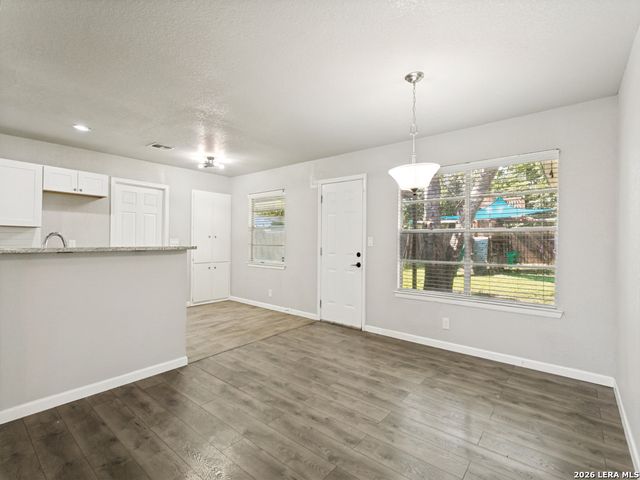 7247 GLEN HL, San Antonio, TX 78239