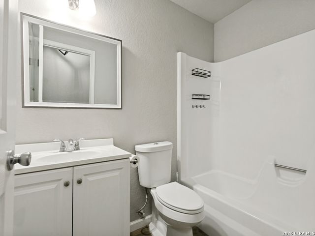 7247 GLEN HL, San Antonio, TX 78239