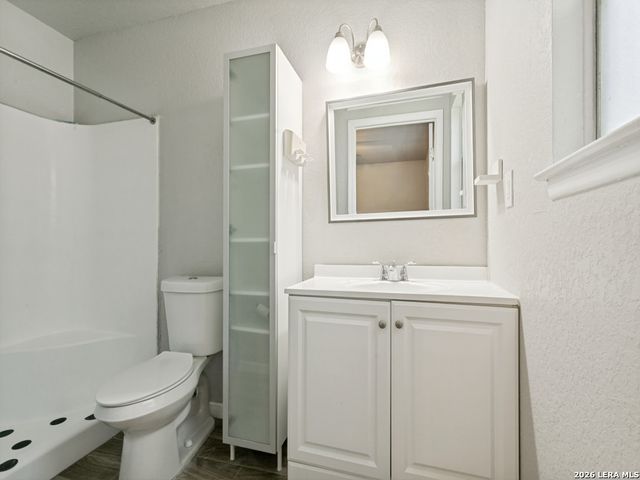 7247 GLEN HL, San Antonio, TX 78239