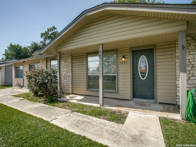 7247 GLEN HL, San Antonio, TX 78239