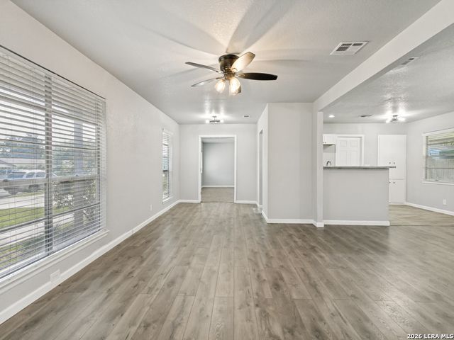 7247 GLEN HL, San Antonio, TX 78239