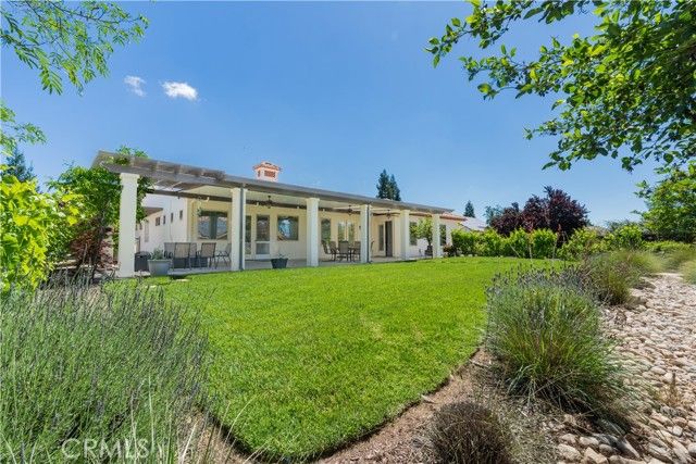715 Oriole Way, Paso Robles, CA 93446