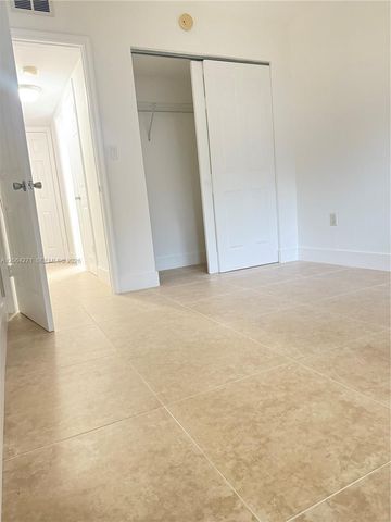 7737 SW 88th St C116, Miami, FL 33156