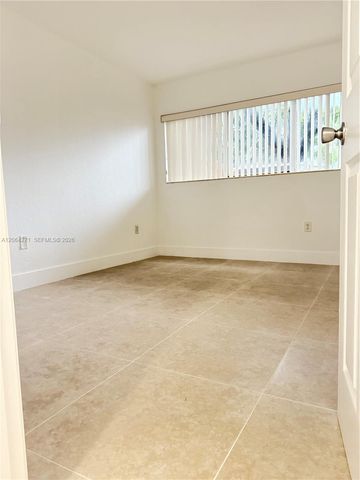 7737 SW 88th St C116, Miami, FL 33156