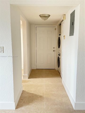 7737 SW 88th St C116, Miami, FL 33156
