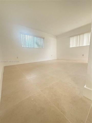 7737 SW 88th St C116, Miami, FL 33156