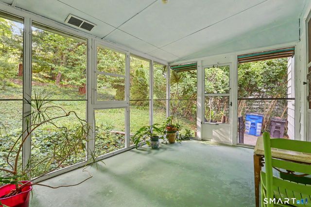 74 Huntington Avenue, New Haven, CT 06511