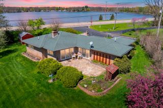 51545 Summit Street, Paw Paw Twp, MI 49079